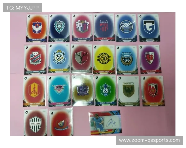 马赛克折射球星卡足球收藏魅力 诠释体育文化与艺术结合的完美之作